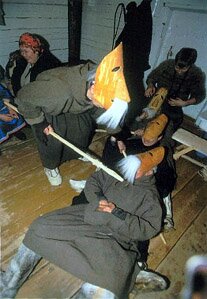 10430
